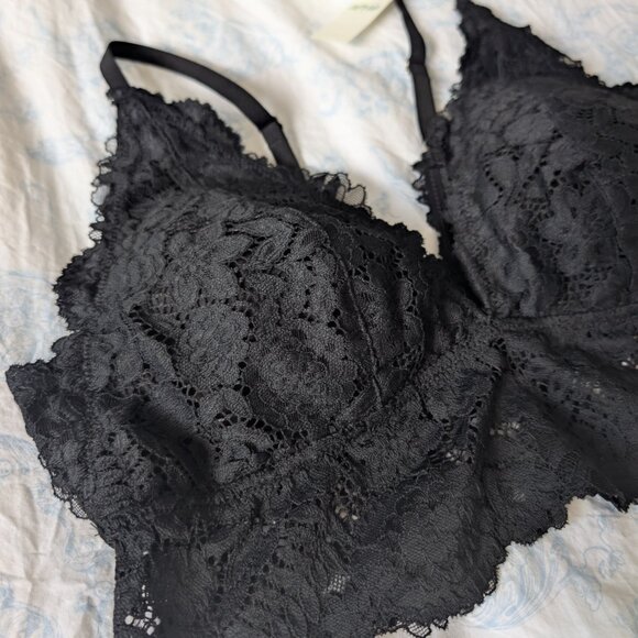 BNWT lace padded bralette - Picture 2 of 5